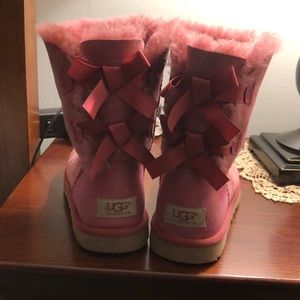 UGG short pink boots